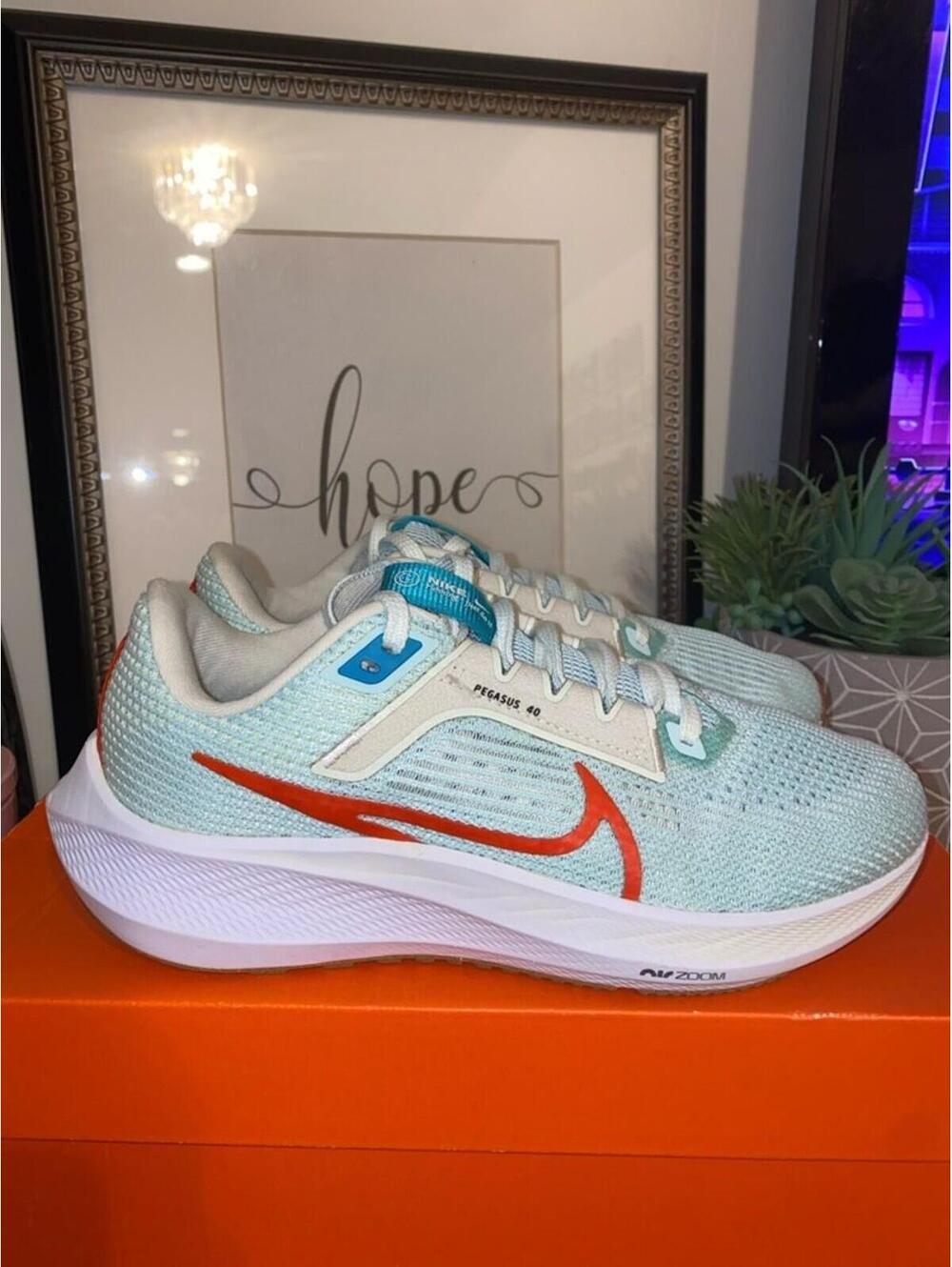 Nike Air Zoom Pegasus 40 Running Shoes Sneakers Size 6 Jade Ice